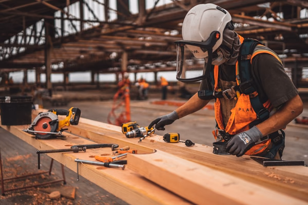 AI phone answering for general contractors - virtual receptionist for construction