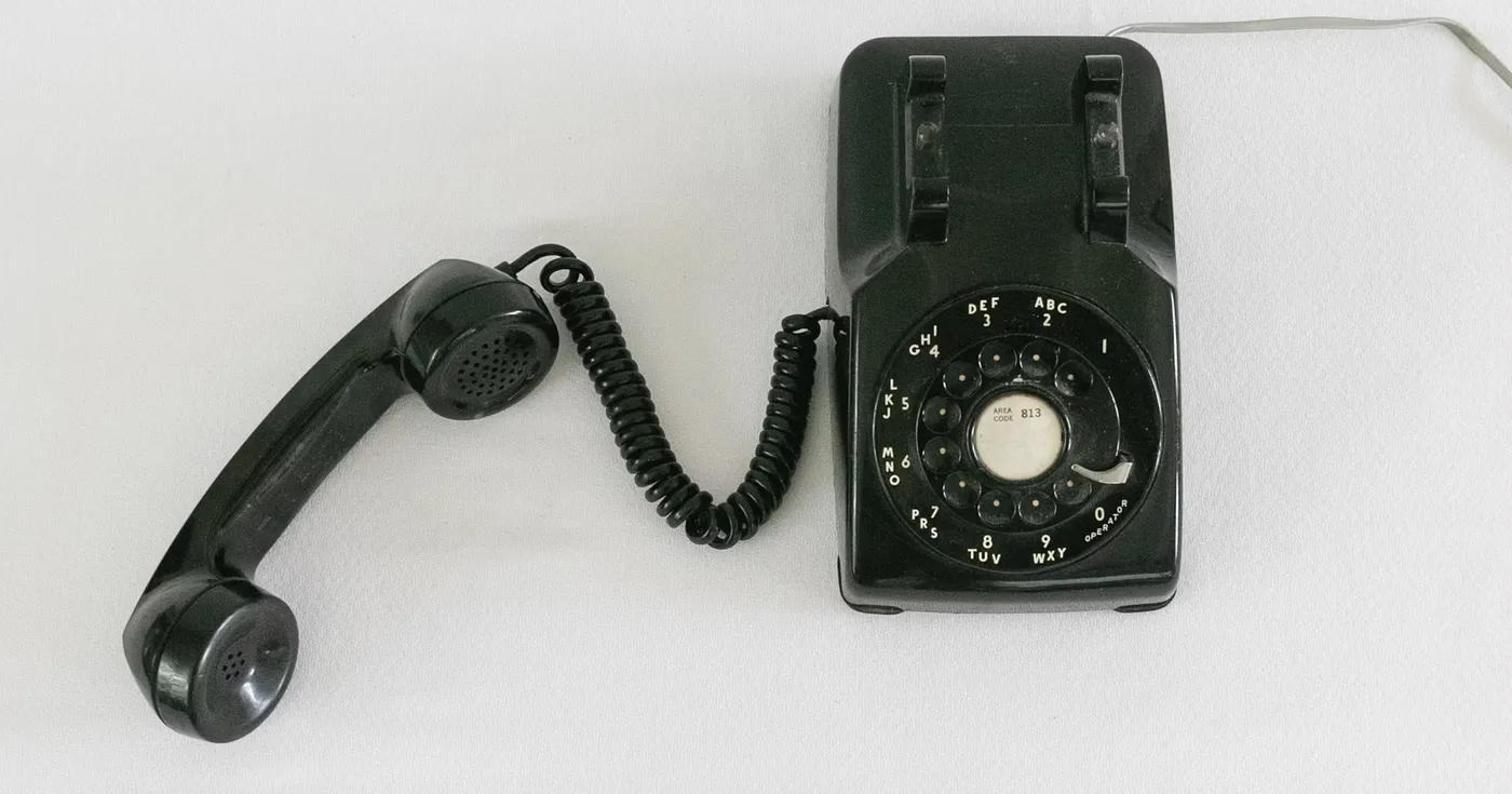 AI-powered phone answering system