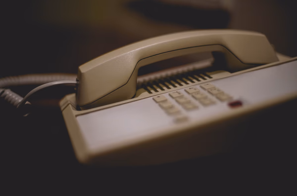 Modern phone system versus traditional voicemail